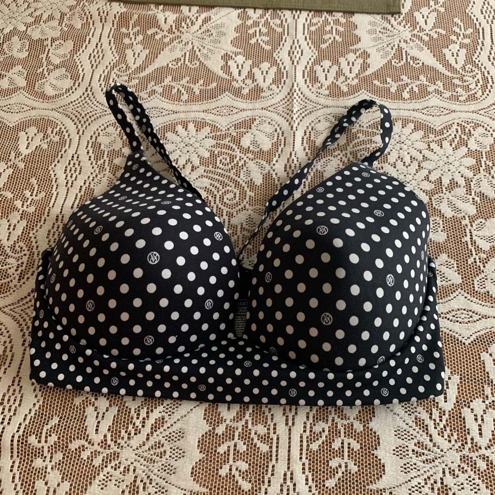 Victoria secret wireless bra